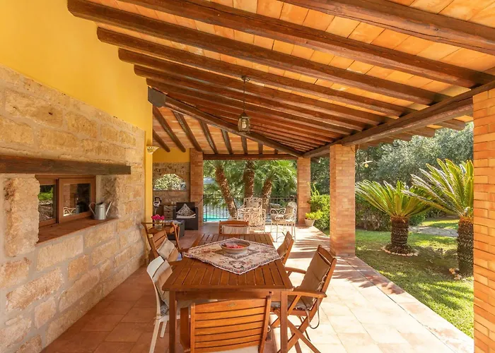 Villa Cecilia *